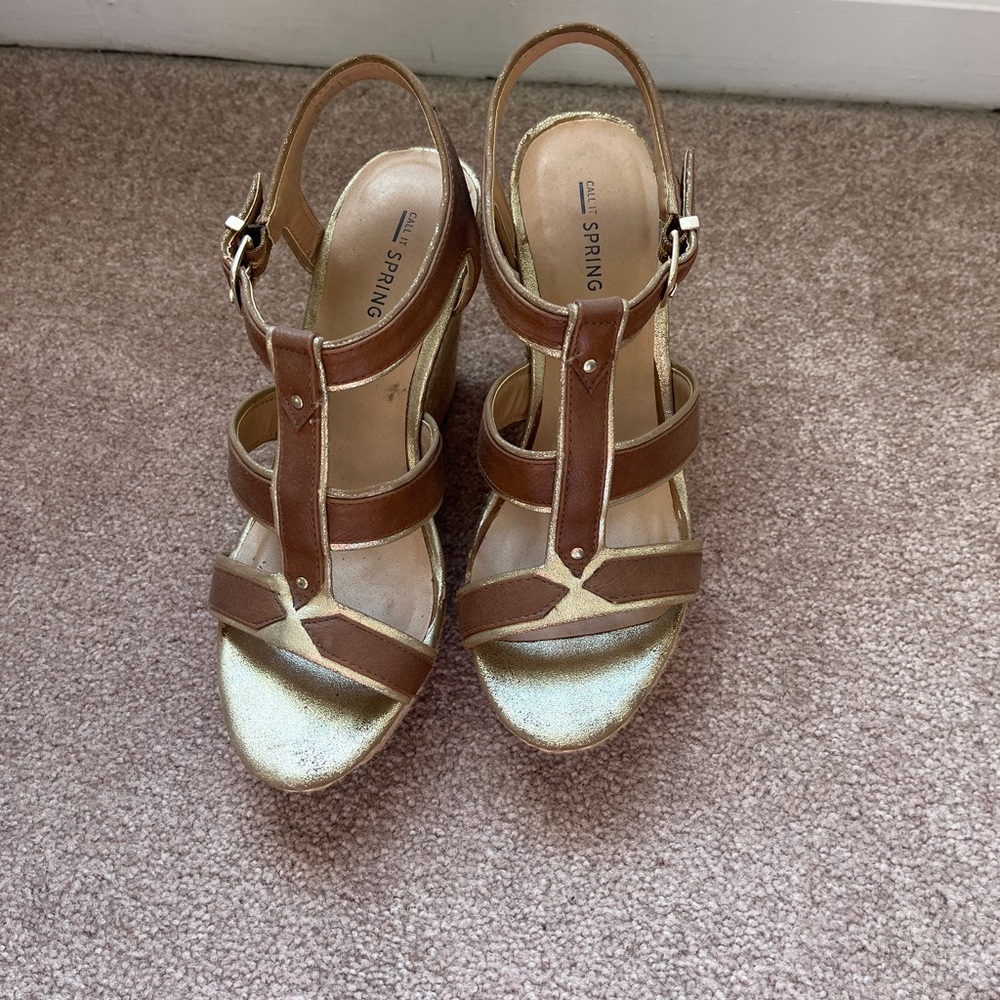 Call it Spring Wedges size 9
